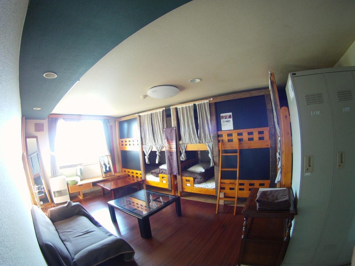 P-Dash Garden Backpackers Higashikawa Exterior photo